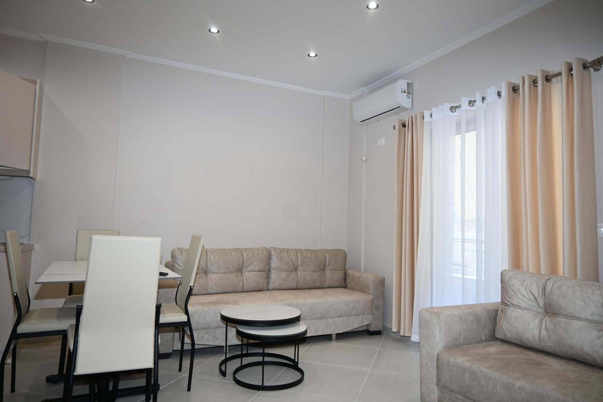 Eleana'S Apartament Saranda Oda fotoğraf