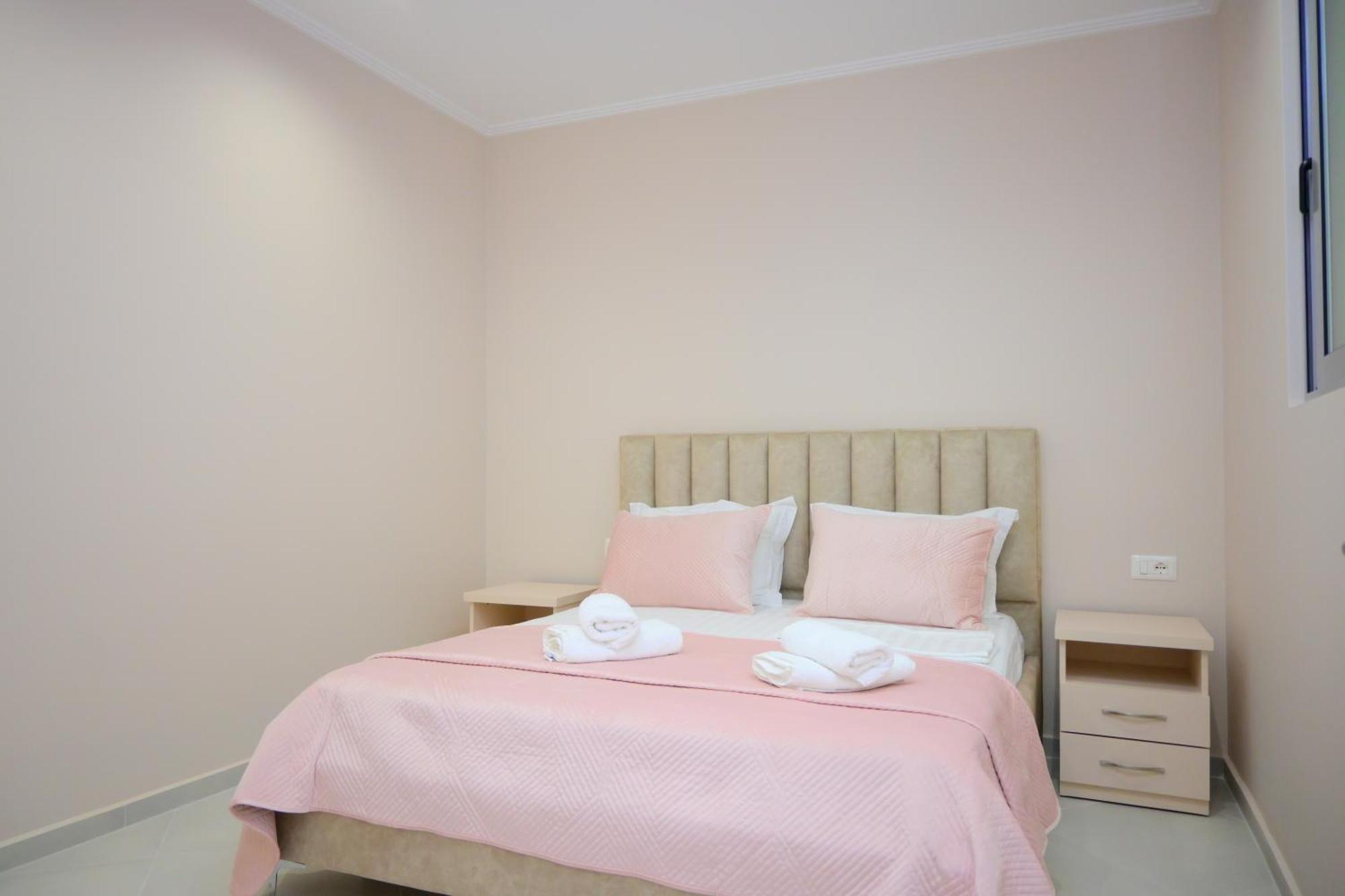 Eleana'S Apartament Saranda Oda fotoğraf