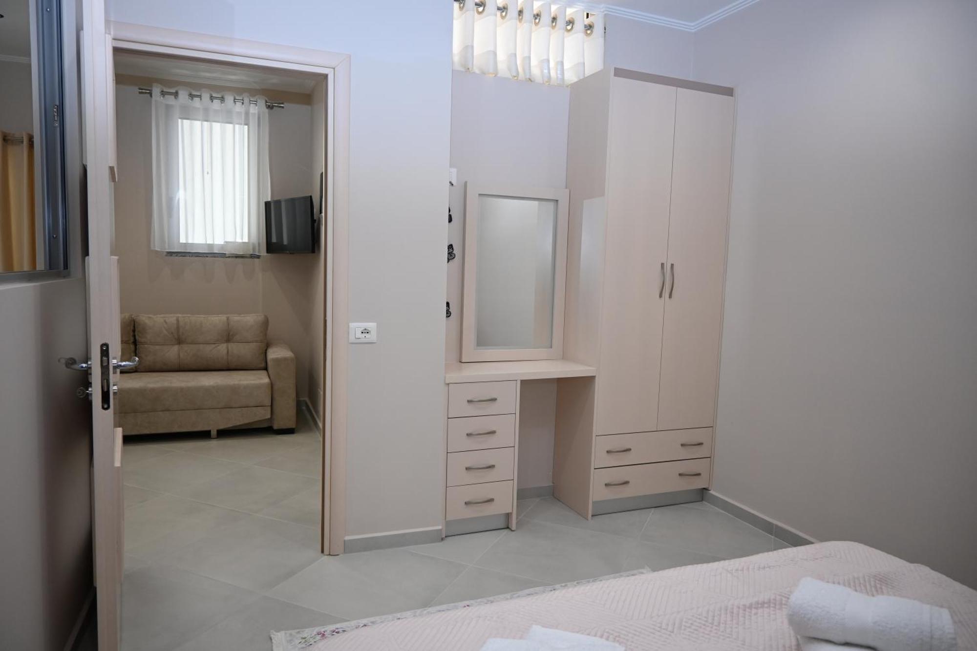 Eleana'S Apartament Saranda Oda fotoğraf