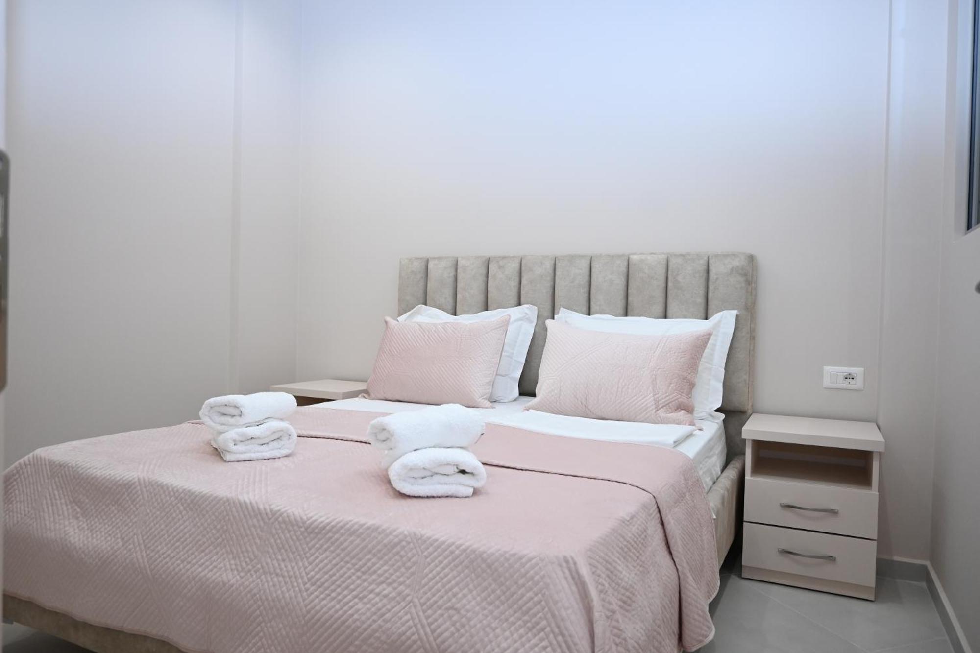 Eleana'S Apartament Saranda Oda fotoğraf