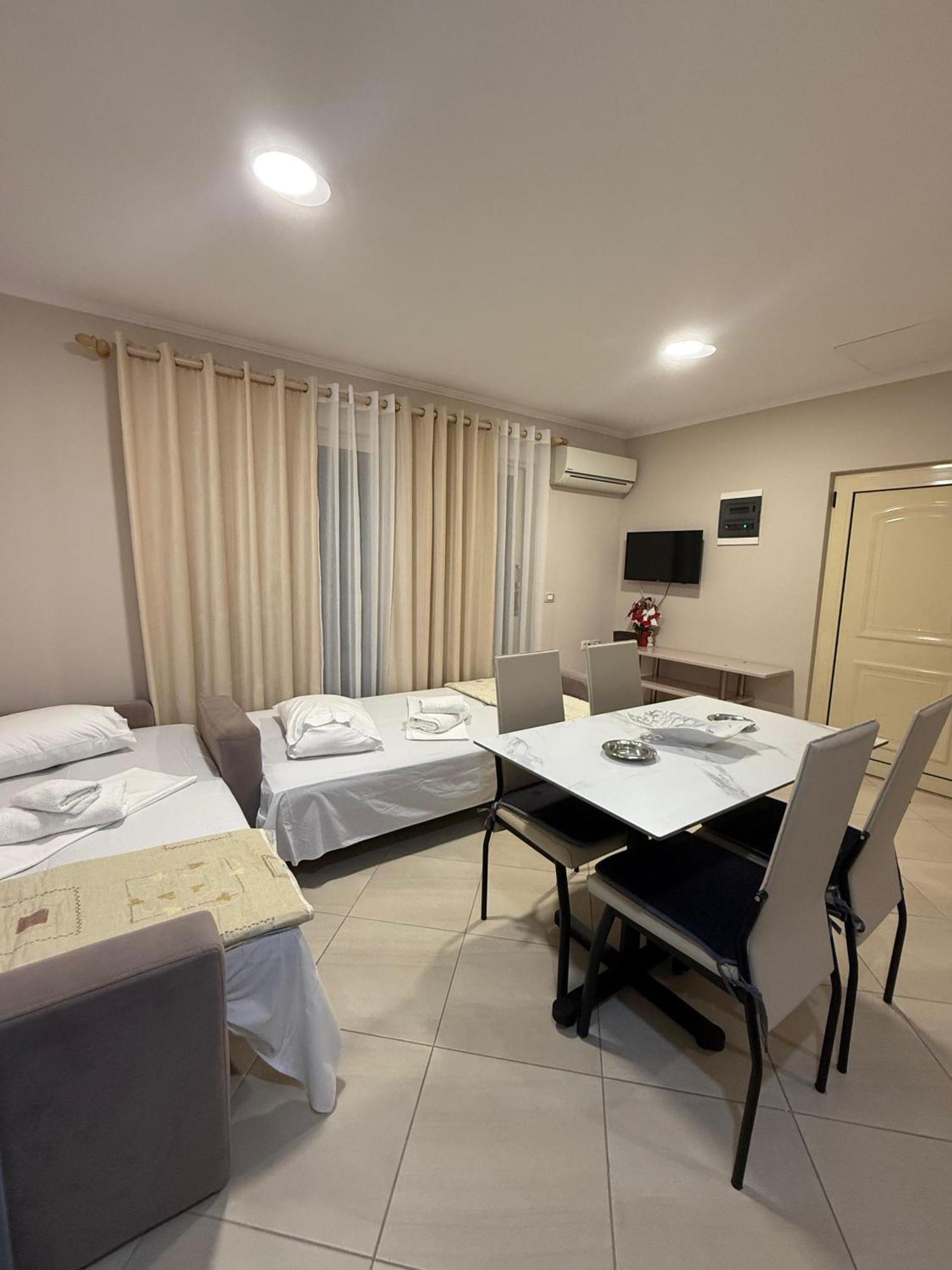 Eleana'S Apartament Saranda Dış mekan fotoğraf