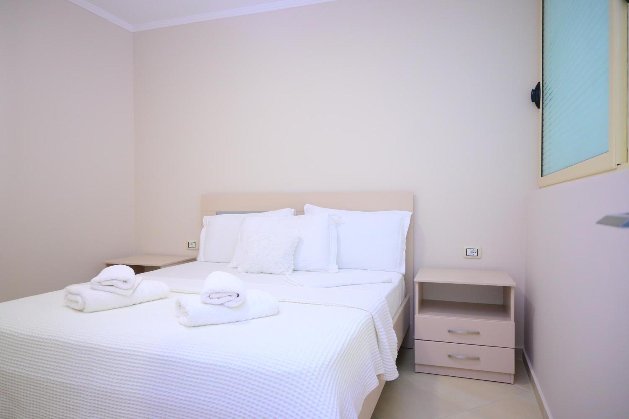 Eleana'S Apartament Saranda Dış mekan fotoğraf